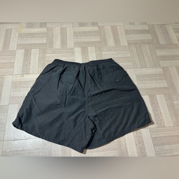 Black Patagonia Men’s Shorts Size small - Picture 4 of 4